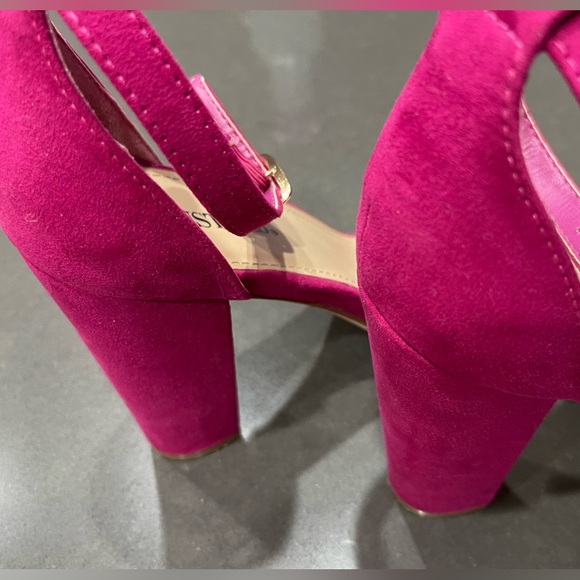 JUST FAB LENA HEELED SANDALS. Raspberry Pink/Suede-Like. Size 9. 4.25” Heel. - Picture 7 of 10